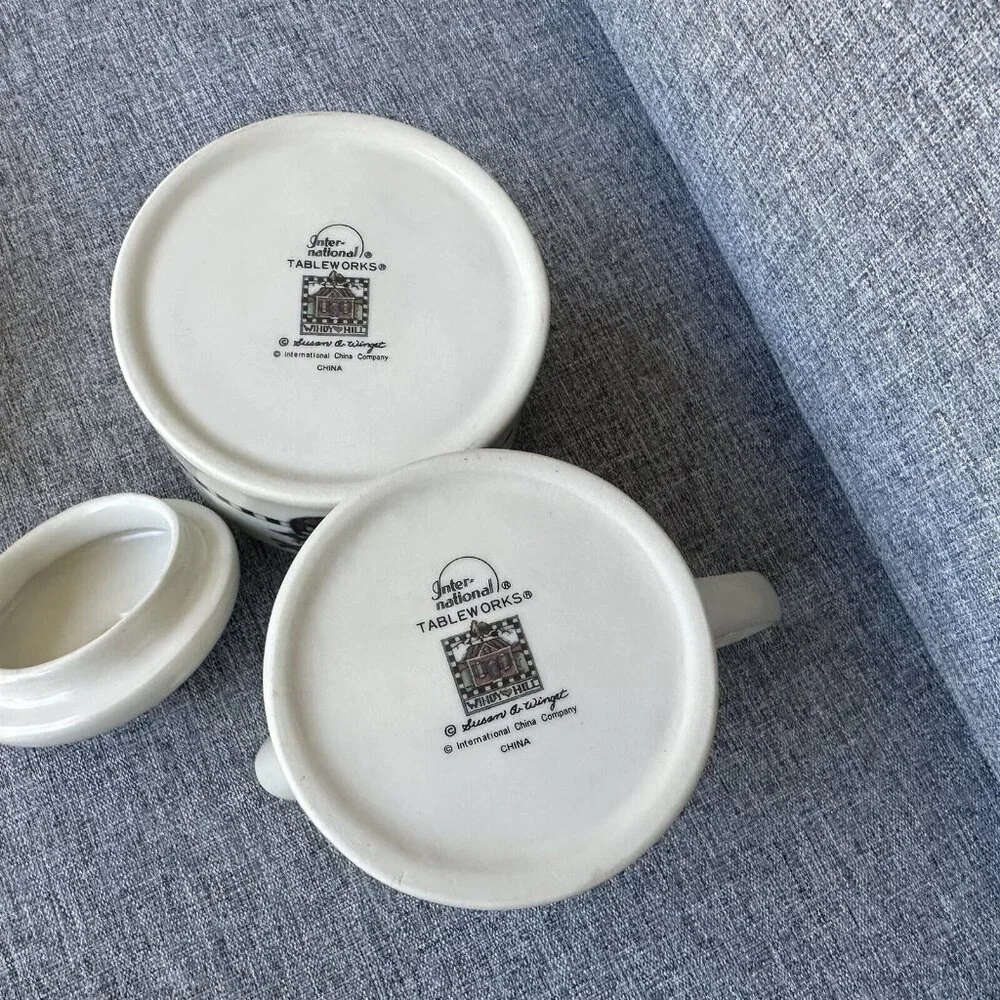 International Tableworks Creamer and Sugar Bowl Susan Winget Windy Hill 1995
